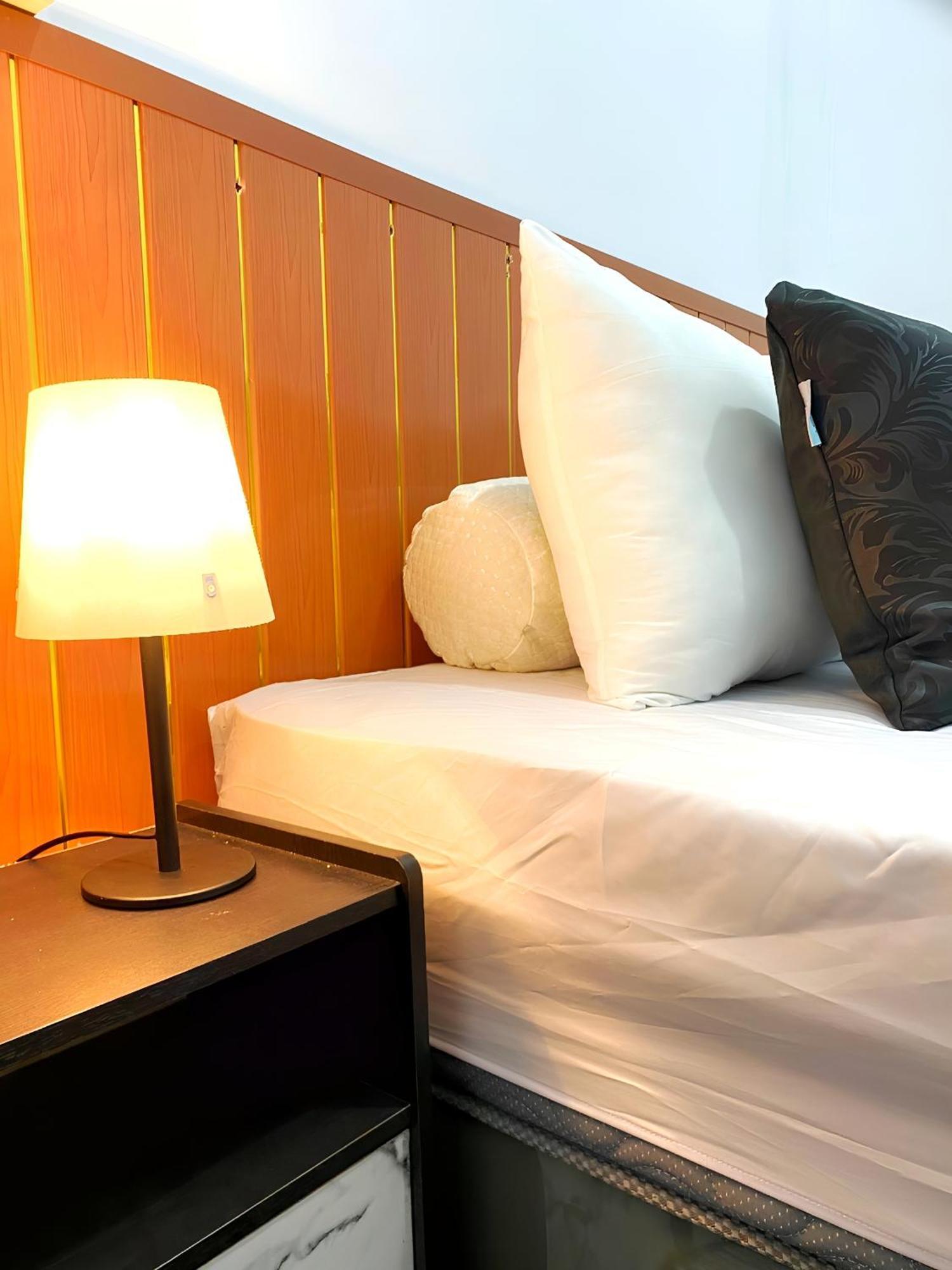Jogja Day Inn Yogyakarta Bagian luar foto